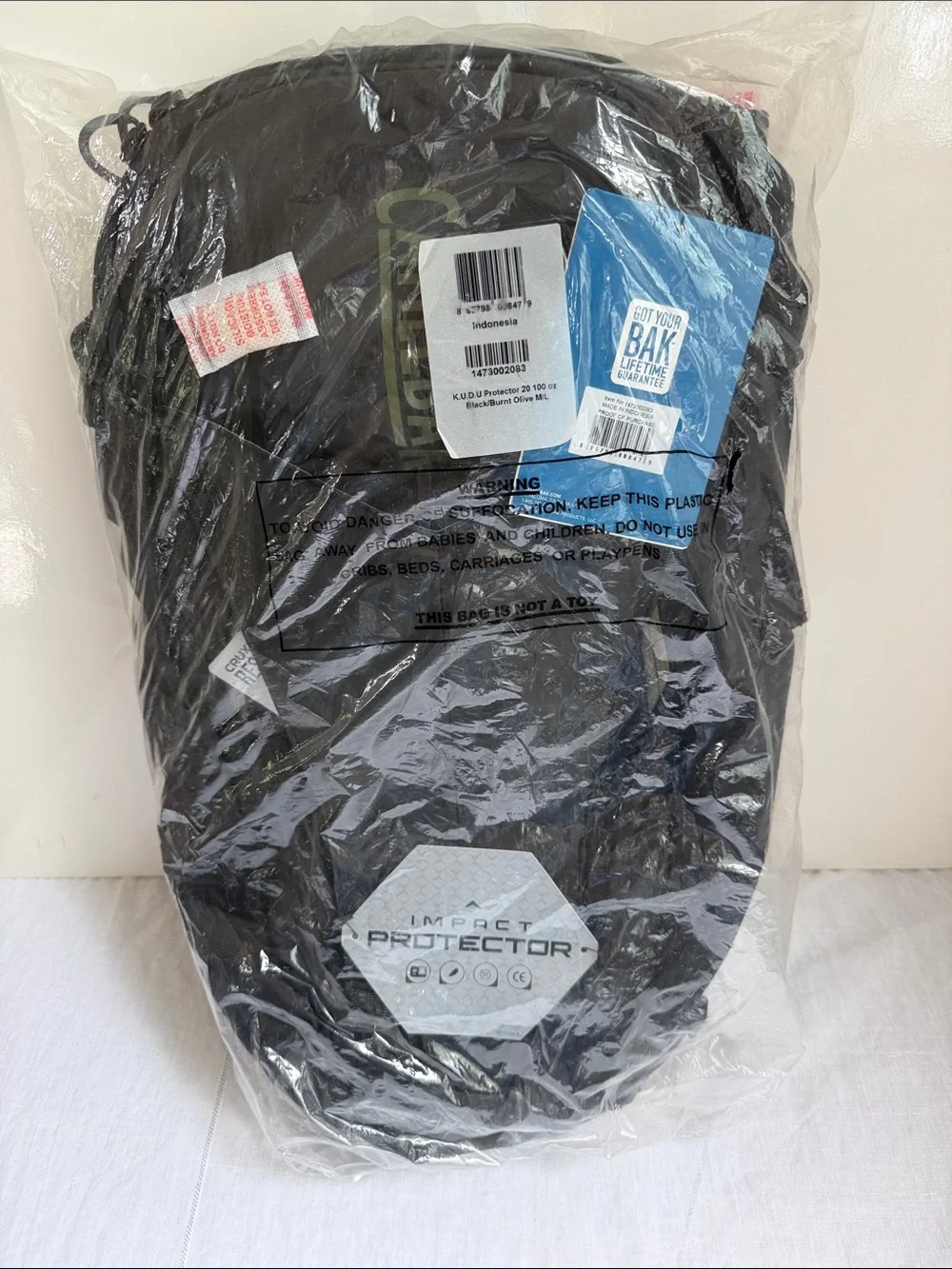 NWT New Camelbak backpack K.U.D.U Protector 20 100 oz M/L